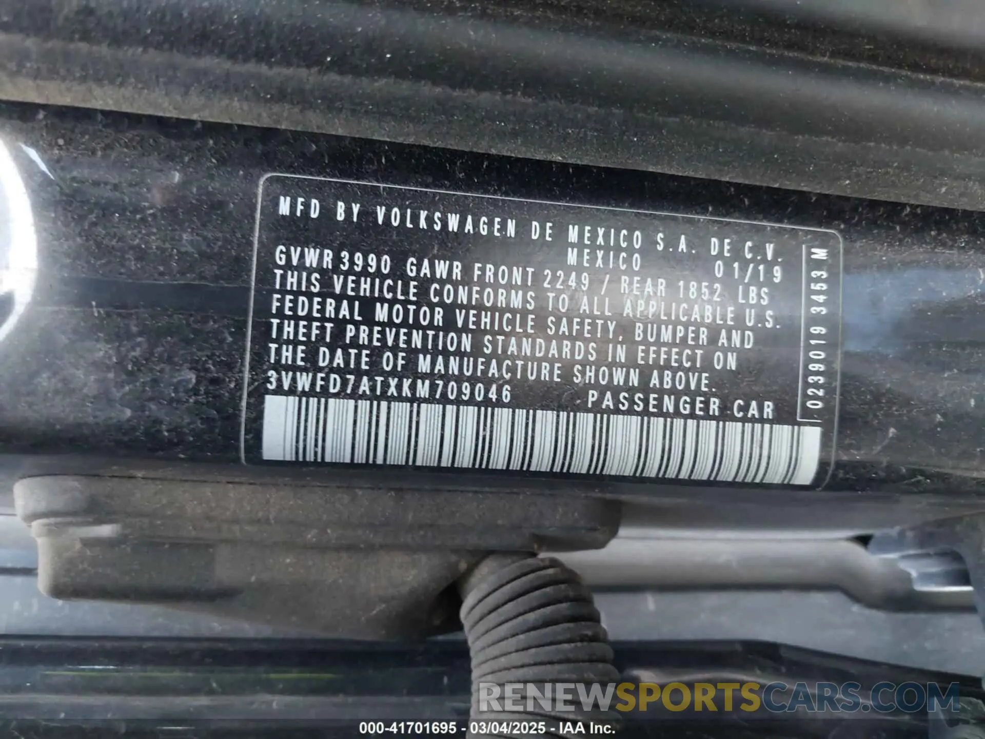 9 Photograph of a damaged car 3VWFD7ATXKM709046 VOLKSWAGEN BEETLE 2019