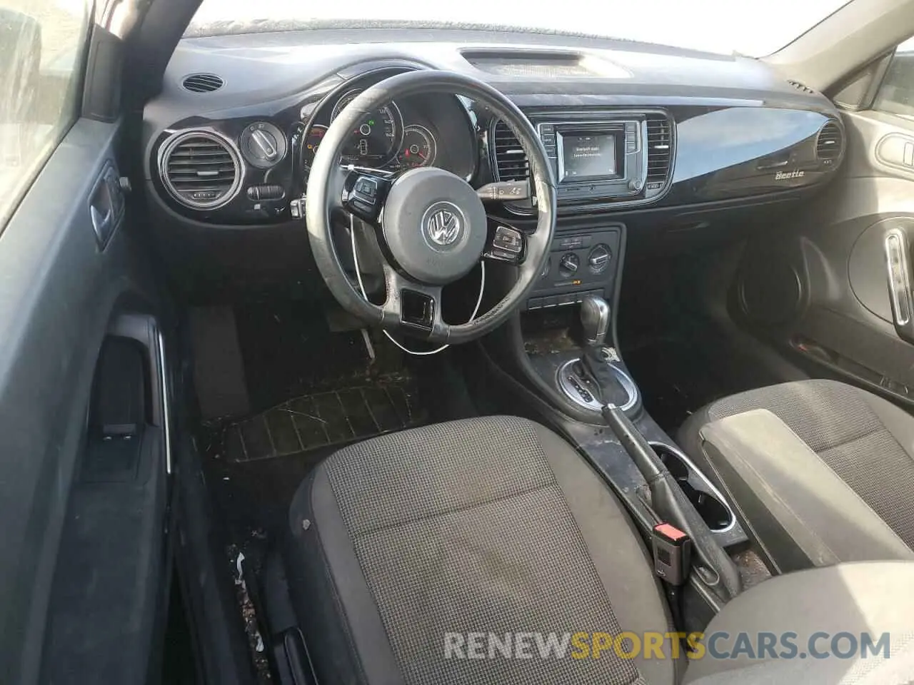8 Photograph of a damaged car 3VWFD7ATXKM710844 VOLKSWAGEN BEETLE 2019