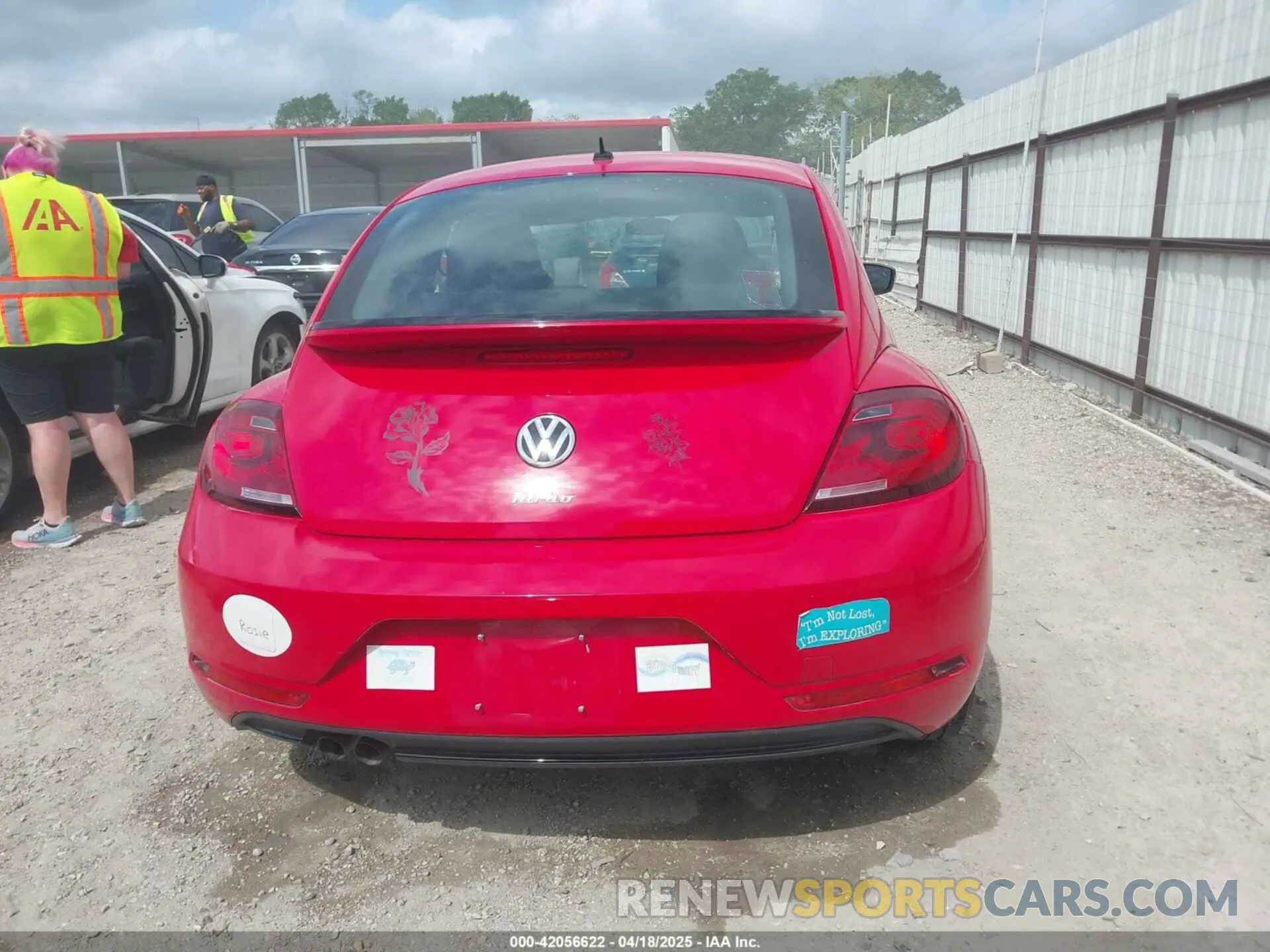 17 Photograph of a damaged car 3VWFD7ATXKM712450 VOLKSWAGEN BEETLE 2019