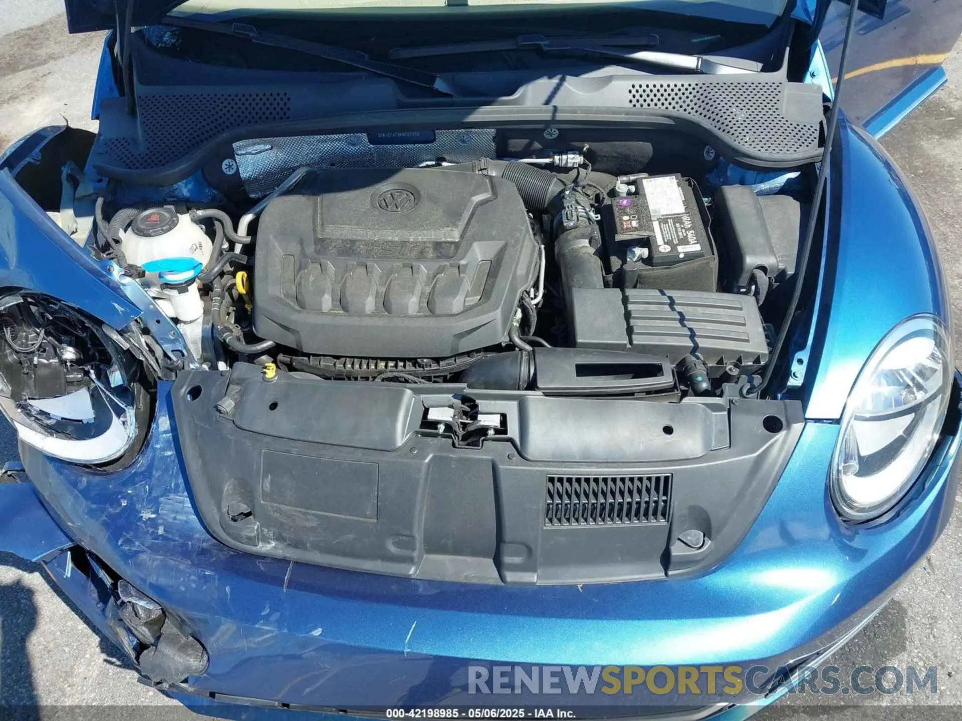10 Photograph of a damaged car 3VWJD7AT9KM707170 VOLKSWAGEN BEETLE 2019