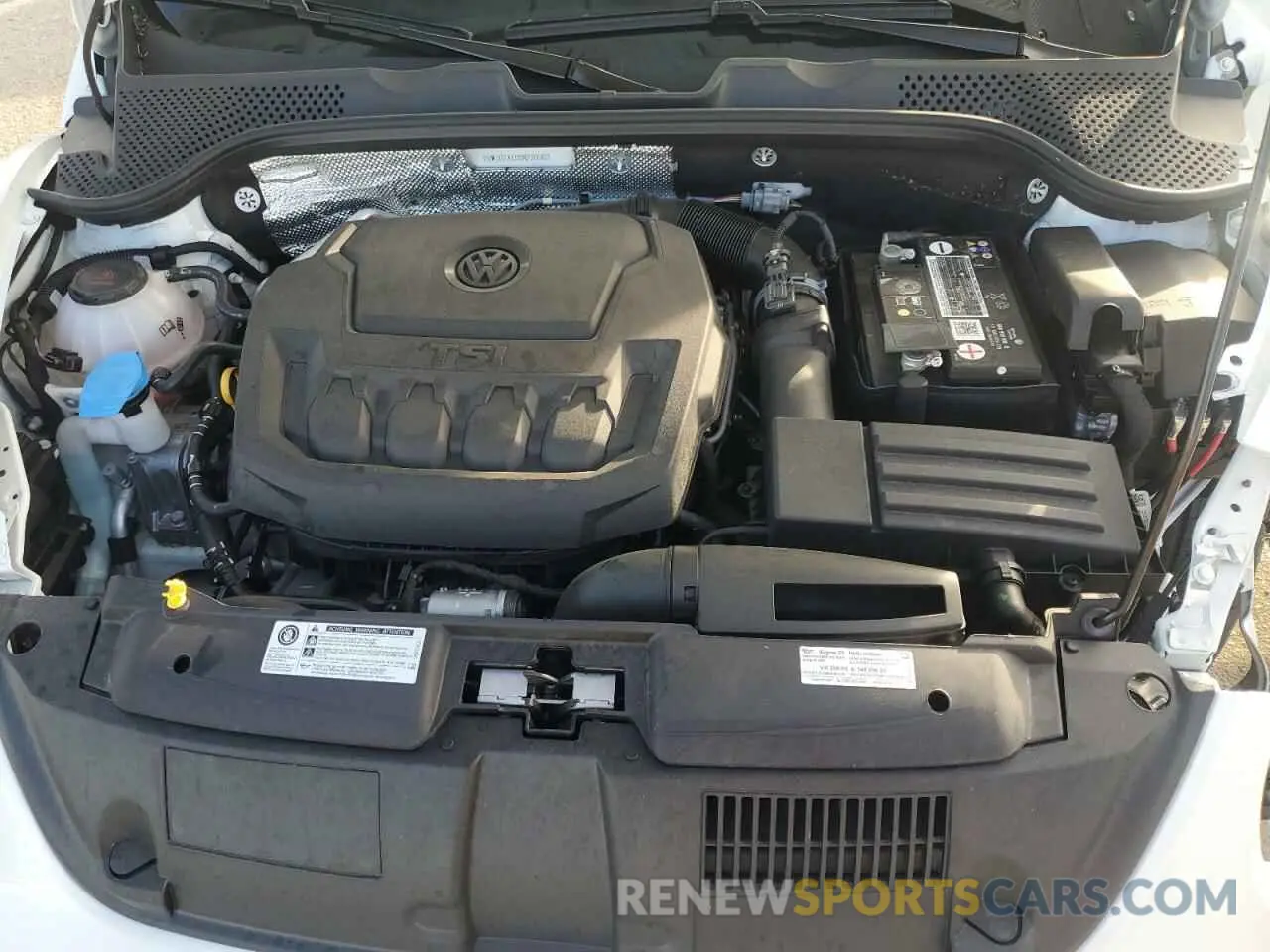 11 Photograph of a damaged car 3VWJD7AT9KM720369 VOLKSWAGEN BEETLE 2019