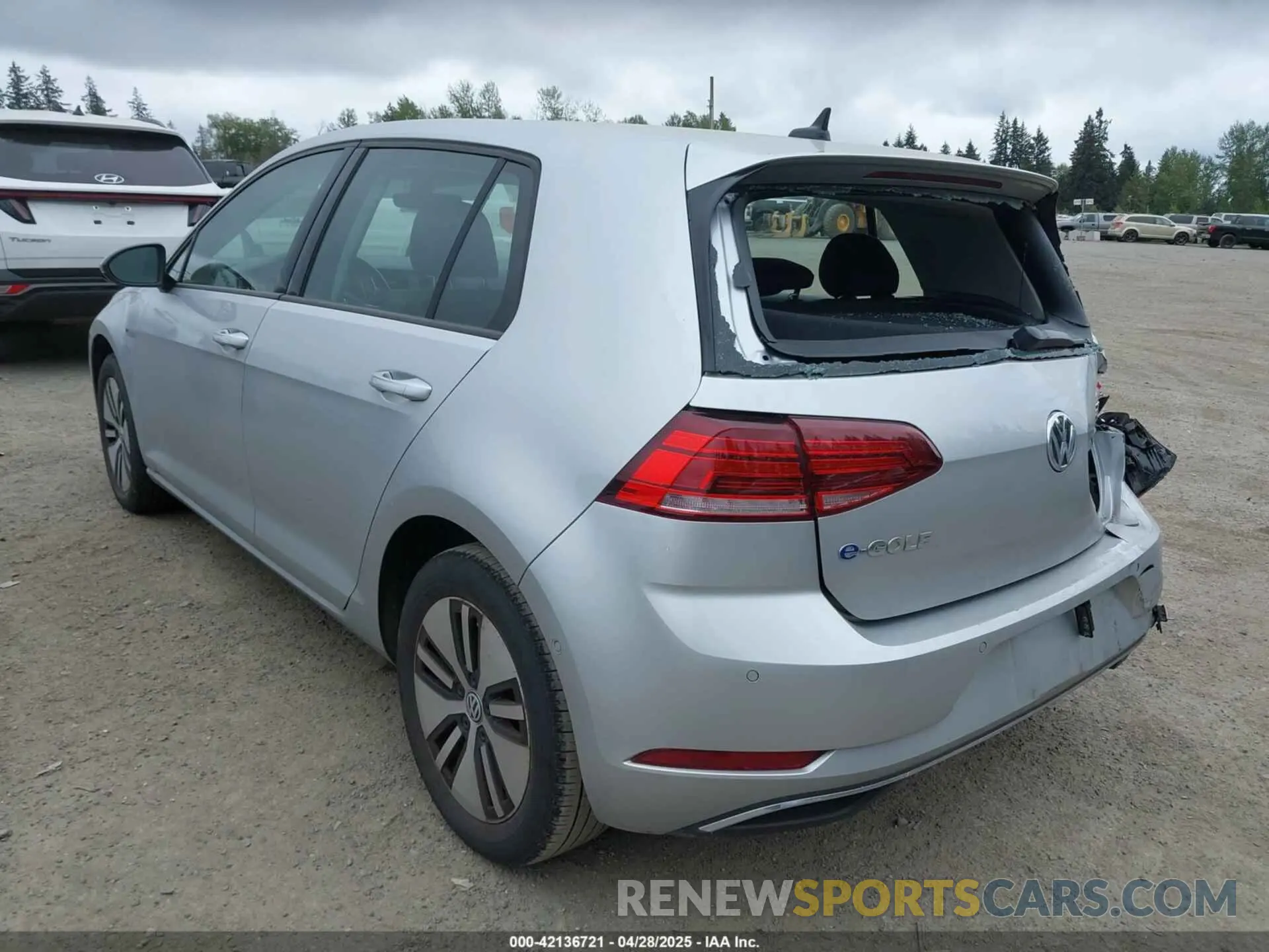 3 Photograph of a damaged car WVWPR7AU3KW908778 VOLKSWAGEN E-GOLF 2019