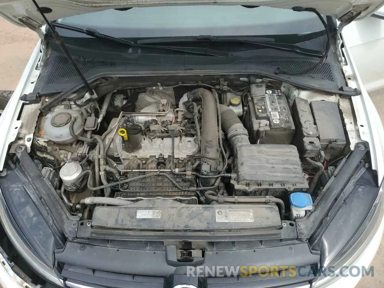 11 Photograph of a damaged car 3VWG57AU3KM030374 VOLKSWAGEN GOLF 2019