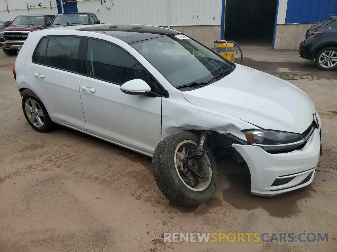 4 Photograph of a damaged car 3VWG57AU3KM030374 VOLKSWAGEN GOLF 2019