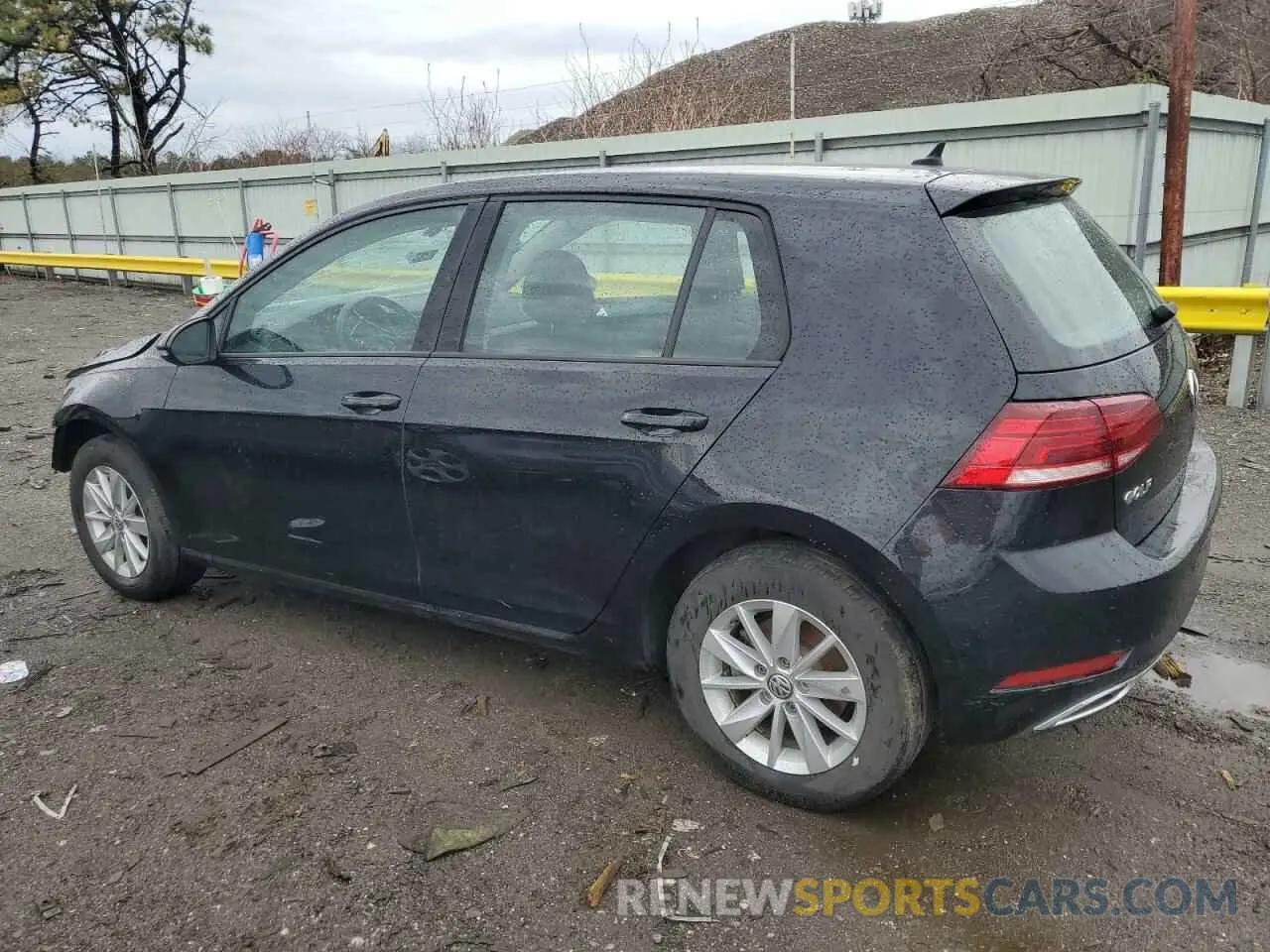 2 Photograph of a damaged car 3VWG57AU4KM017472 VOLKSWAGEN GOLF 2019