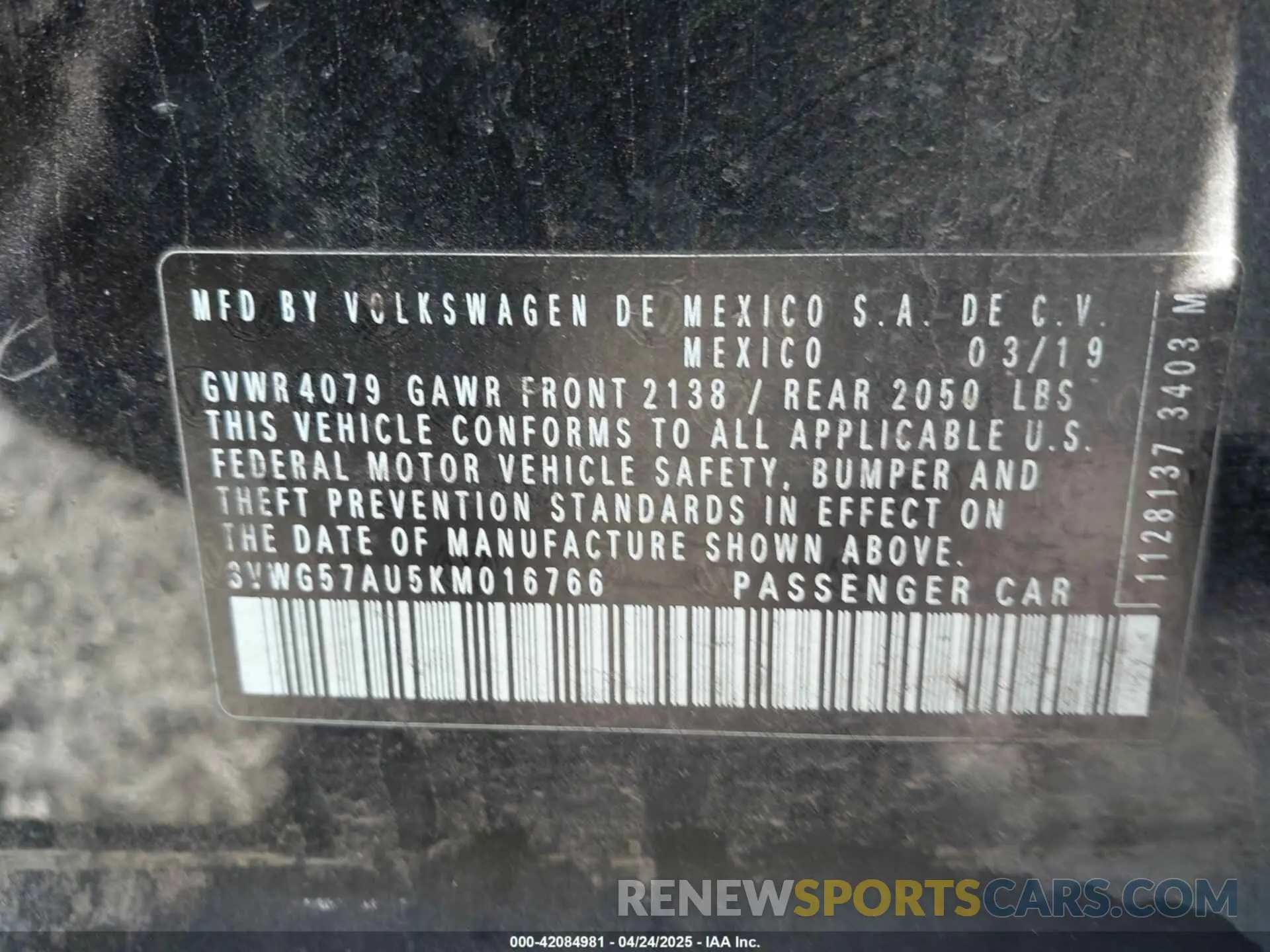 9 Photograph of a damaged car 3VWG57AU5KM016766 VOLKSWAGEN GOLF 2019
