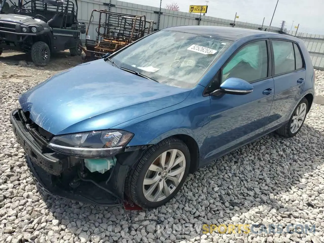 1 Photograph of a damaged car 3VWG57AU6KM029462 VOLKSWAGEN GOLF 2019