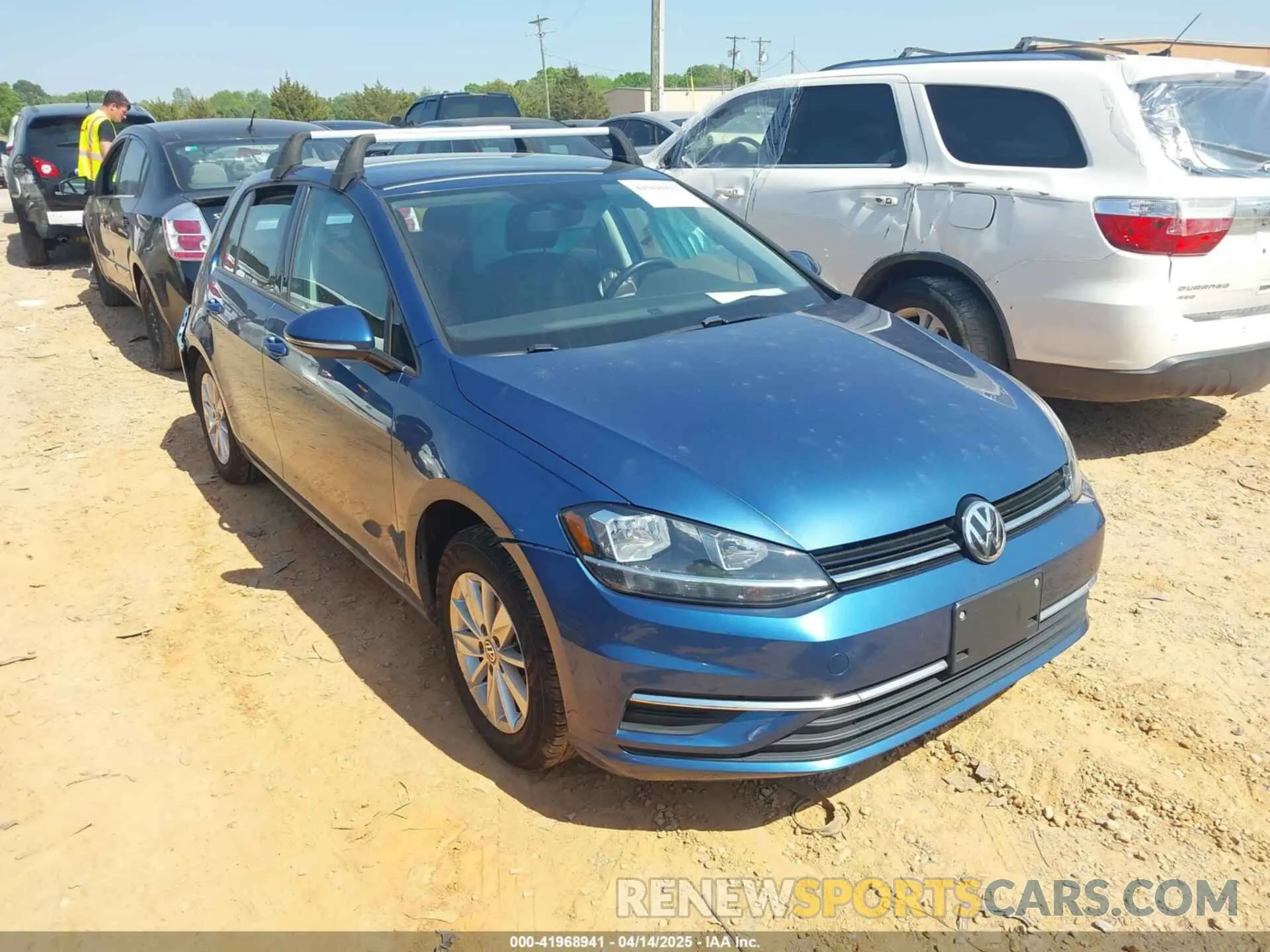 1 Photograph of a damaged car 3VWG57AU7KM013321 VOLKSWAGEN GOLF 2019