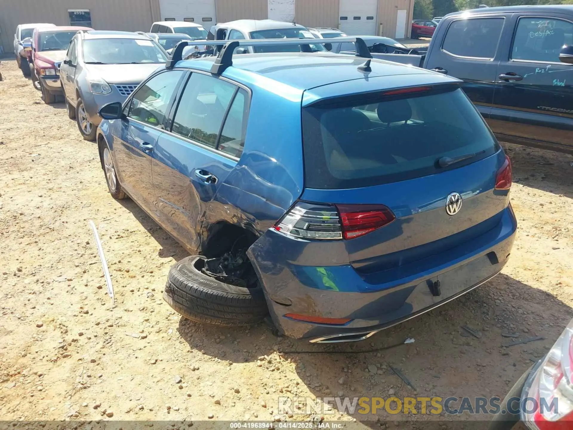 3 Photograph of a damaged car 3VWG57AU7KM013321 VOLKSWAGEN GOLF 2019