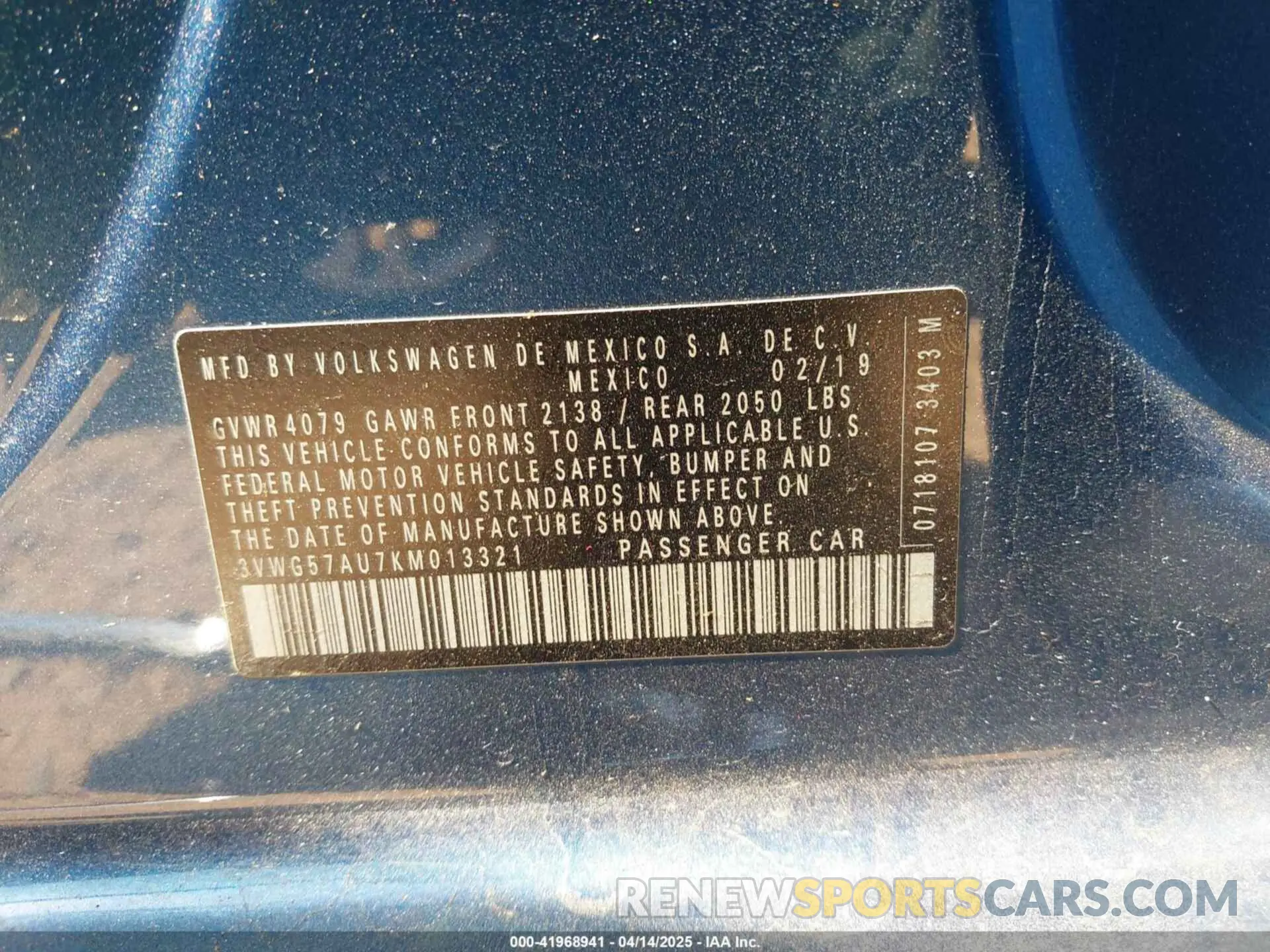 9 Photograph of a damaged car 3VWG57AU7KM013321 VOLKSWAGEN GOLF 2019