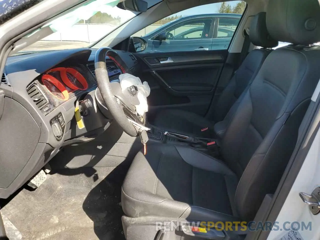 7 Photograph of a damaged car 3VWG57AU9KM009366 VOLKSWAGEN GOLF 2019