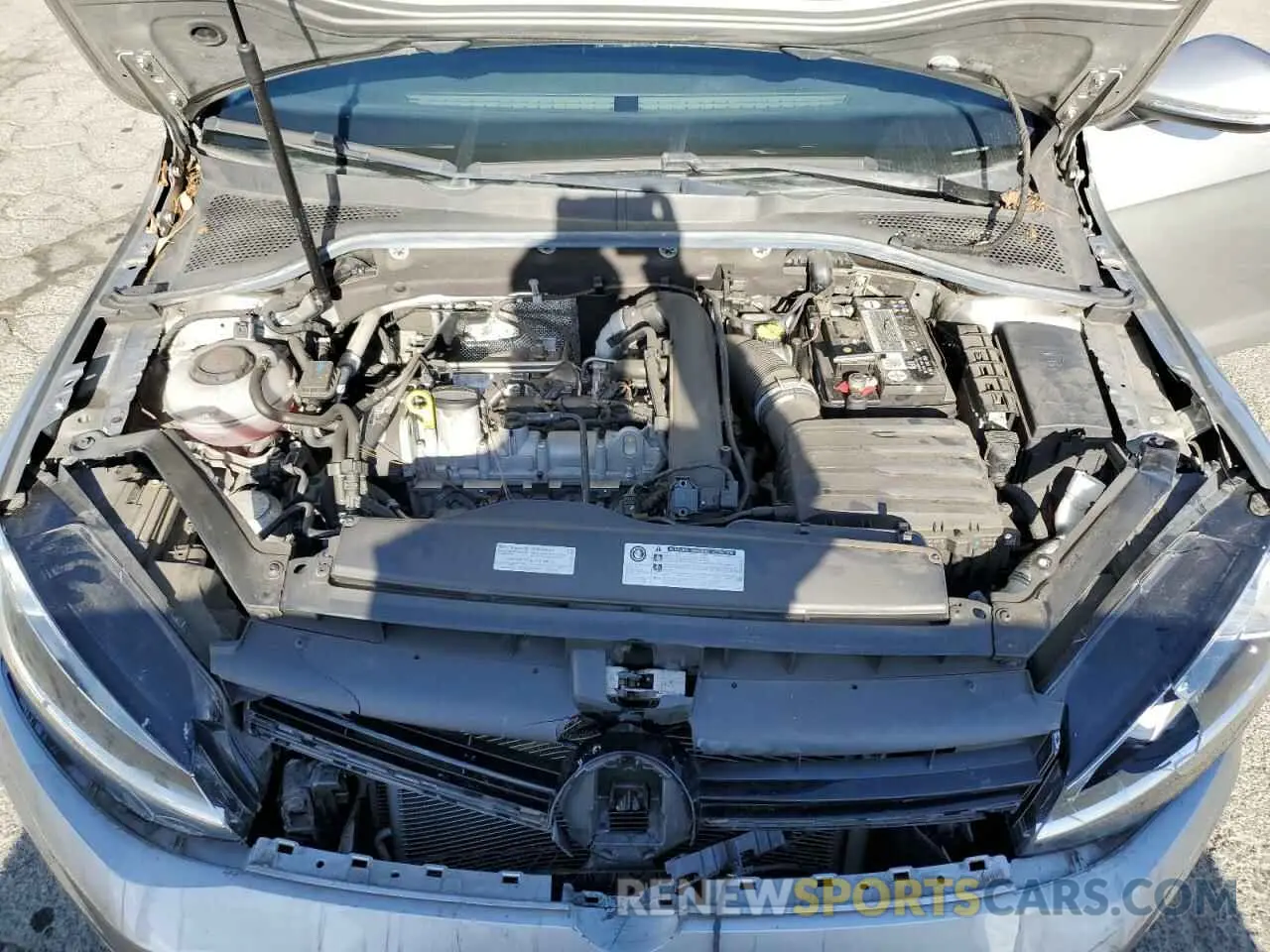 11 Photograph of a damaged car 3VWG57AU9KM022375 VOLKSWAGEN GOLF 2019