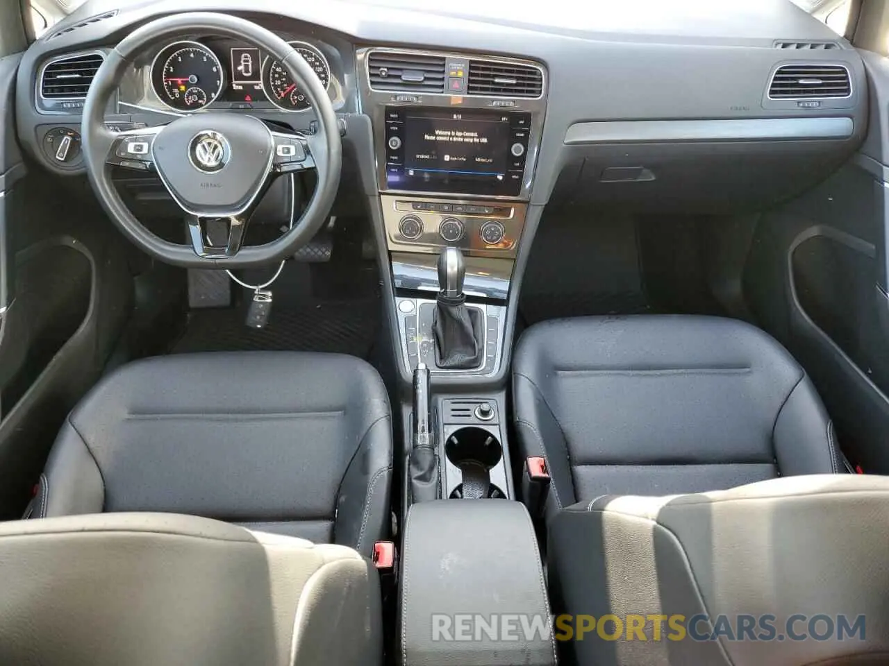 8 Photograph of a damaged car 3VWG57AU9KM022375 VOLKSWAGEN GOLF 2019