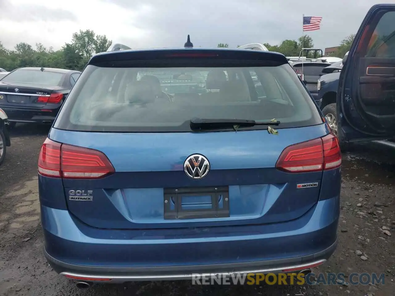 6 Photograph of a damaged car 3VWH17AU0KM503907 VOLKSWAGEN GOLF 2019