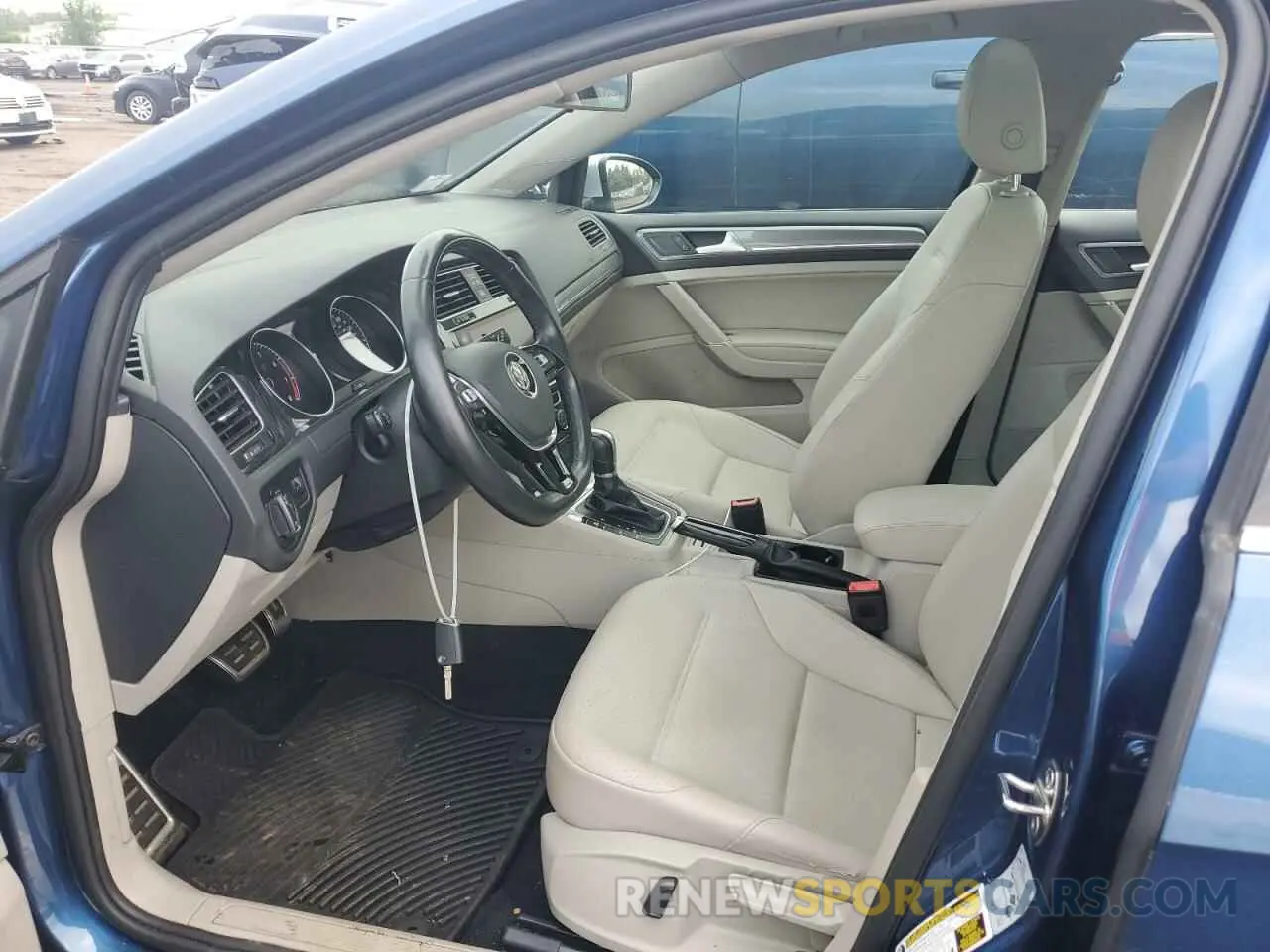 7 Photograph of a damaged car 3VWH17AU0KM503907 VOLKSWAGEN GOLF 2019
