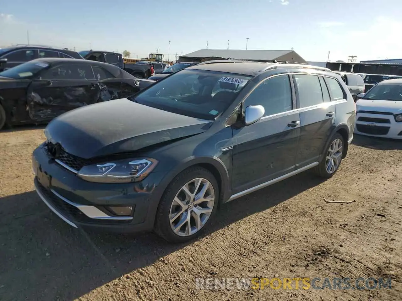 1 Photograph of a damaged car 3VWH17AU0KM505429 VOLKSWAGEN GOLF 2019