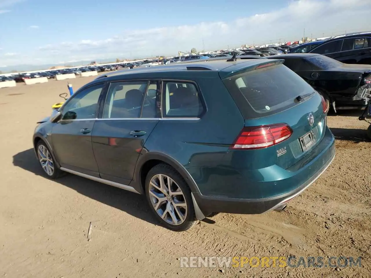 2 Photograph of a damaged car 3VWH17AU0KM505429 VOLKSWAGEN GOLF 2019