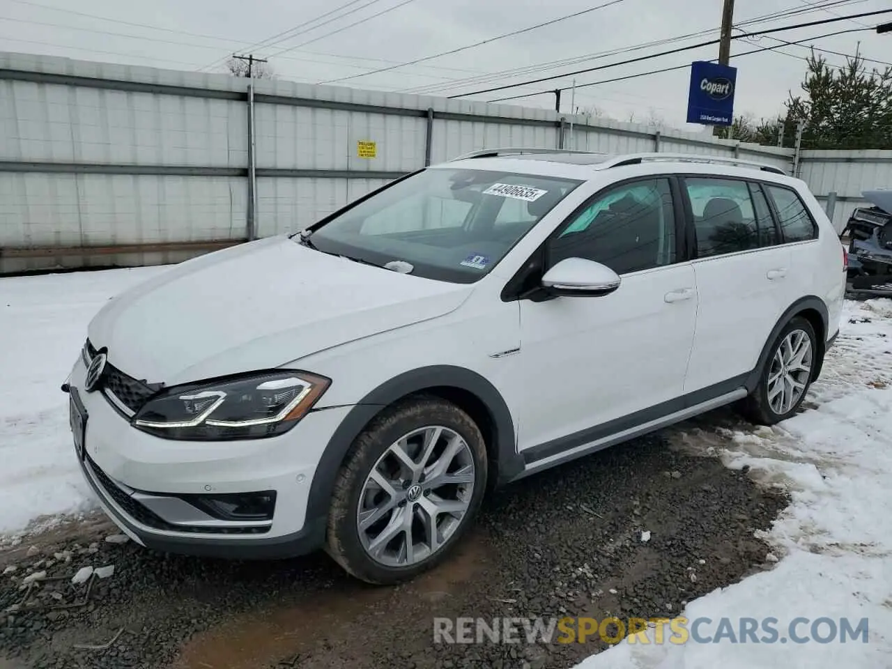 1 Photograph of a damaged car 3VWH17AU0KM514566 VOLKSWAGEN GOLF 2019