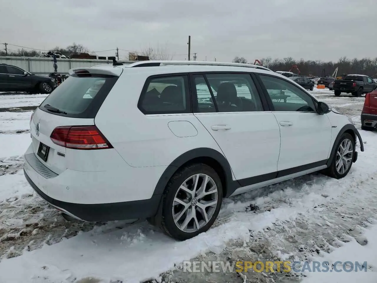 3 Photograph of a damaged car 3VWH17AU0KM514566 VOLKSWAGEN GOLF 2019