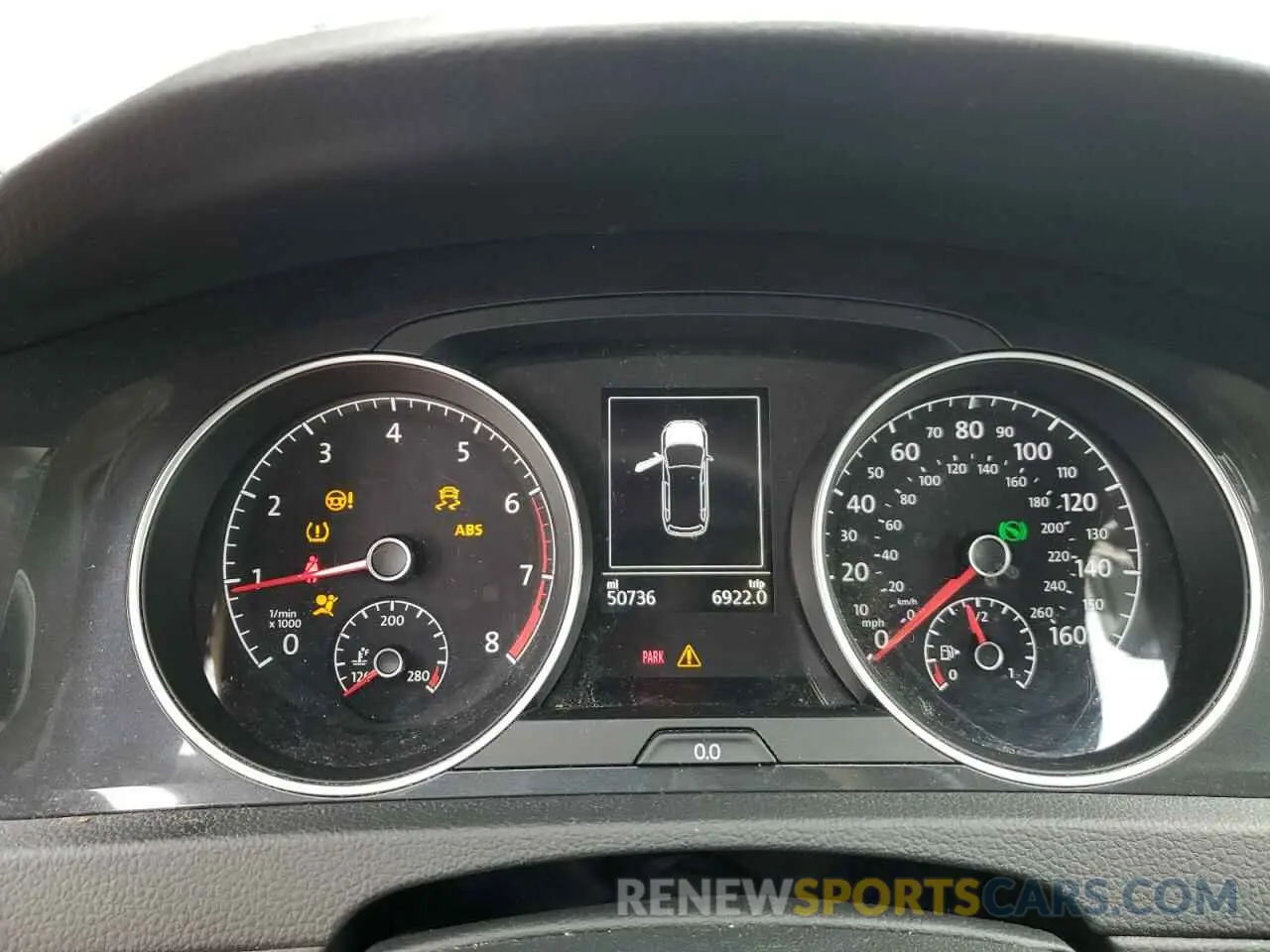 9 Photograph of a damaged car 3VWH17AU3KM524931 VOLKSWAGEN GOLF 2019