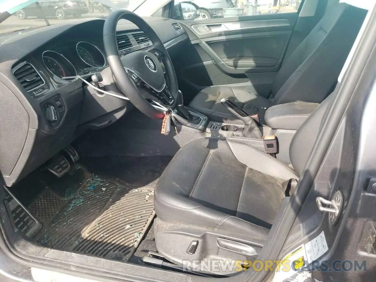 7 Photograph of a damaged car 3VWH17AU4KM502825 VOLKSWAGEN GOLF 2019