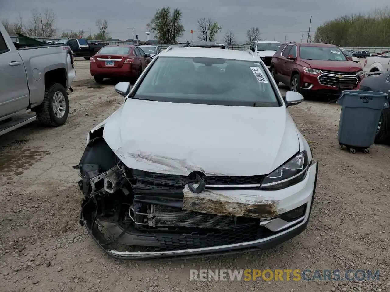 5 Photograph of a damaged car 3VWH17AU4KM522816 VOLKSWAGEN GOLF 2019