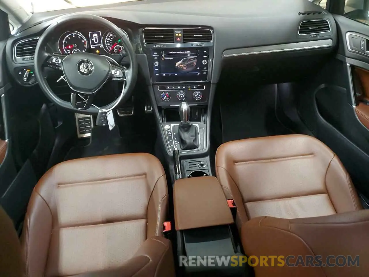 8 Photograph of a damaged car 3VWH17AU7KM513737 VOLKSWAGEN GOLF 2019