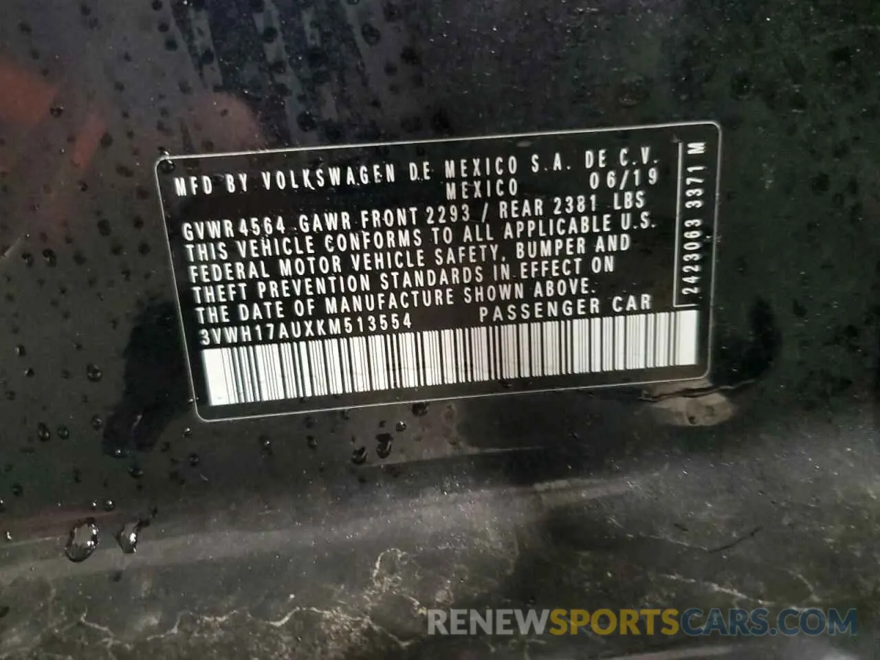 12 Photograph of a damaged car 3VWH17AUXKM513554 VOLKSWAGEN GOLF 2019