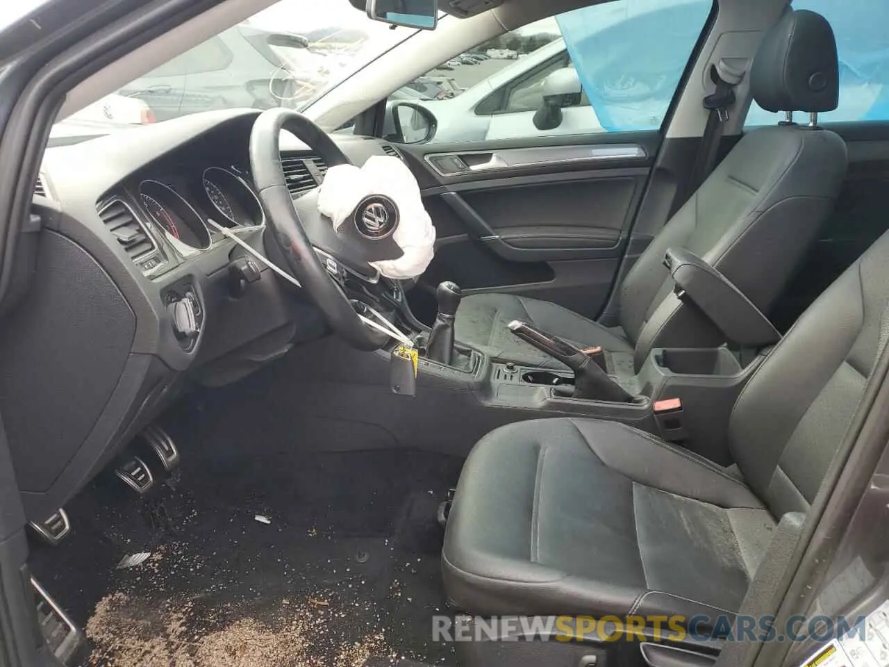 7 Photograph of a damaged car 3VWM17AU1KM517247 VOLKSWAGEN GOLF 2019