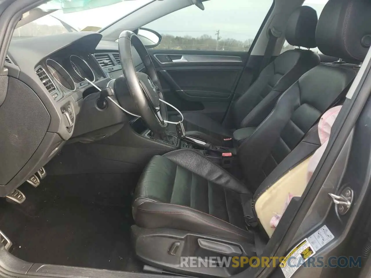 7 Photograph of a damaged car 3VWM17AUXKM509759 VOLKSWAGEN GOLF 2019
