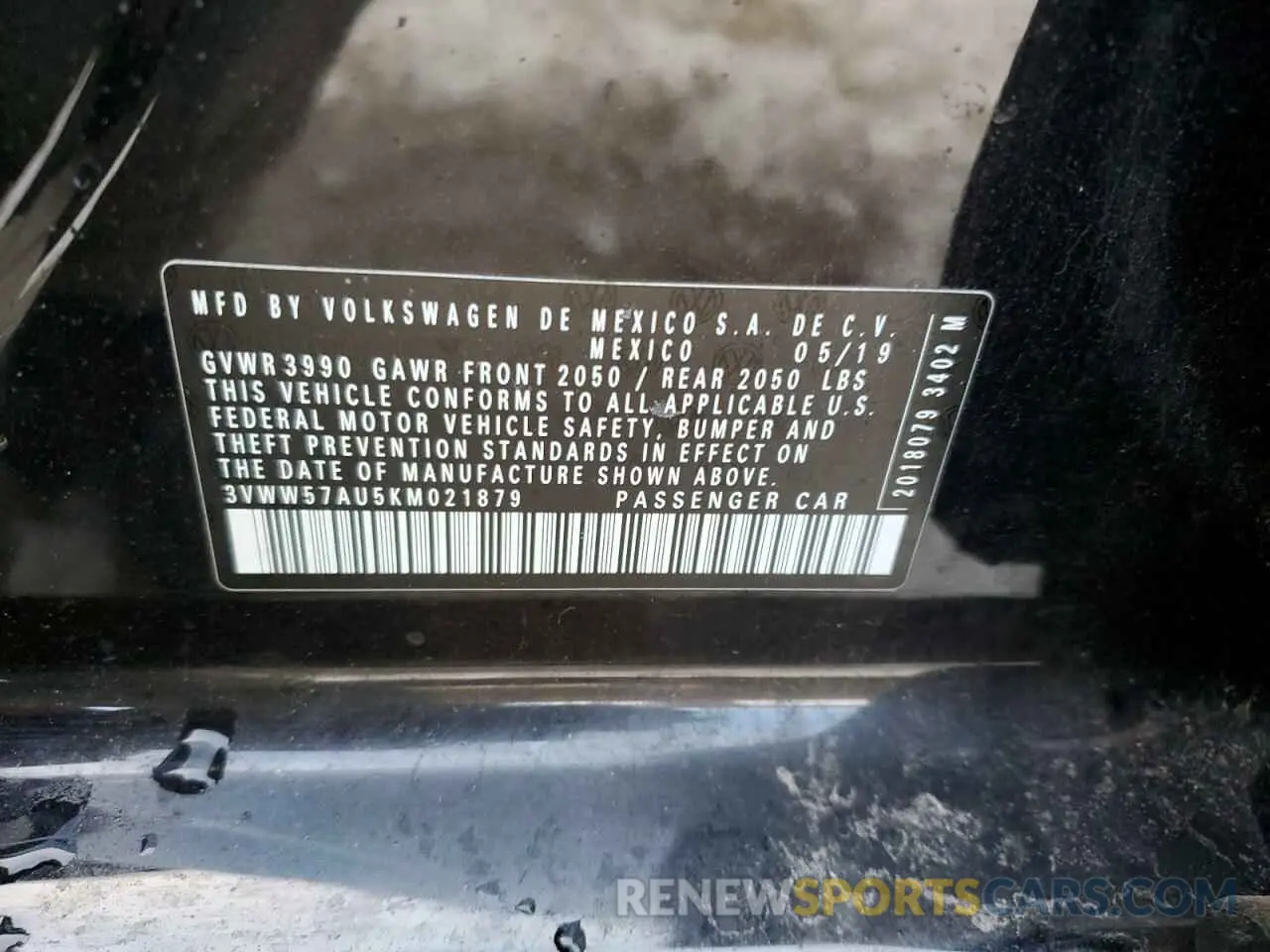12 Photograph of a damaged car 3VWW57AU5KM021879 VOLKSWAGEN GOLF 2019