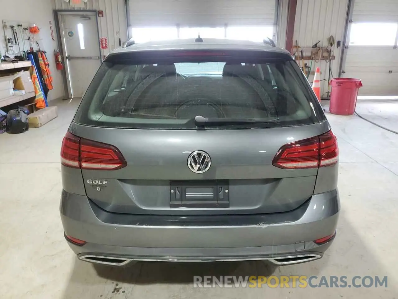 6 Photograph of a damaged car 3VWY57AU4KM512582 VOLKSWAGEN GOLF 2019