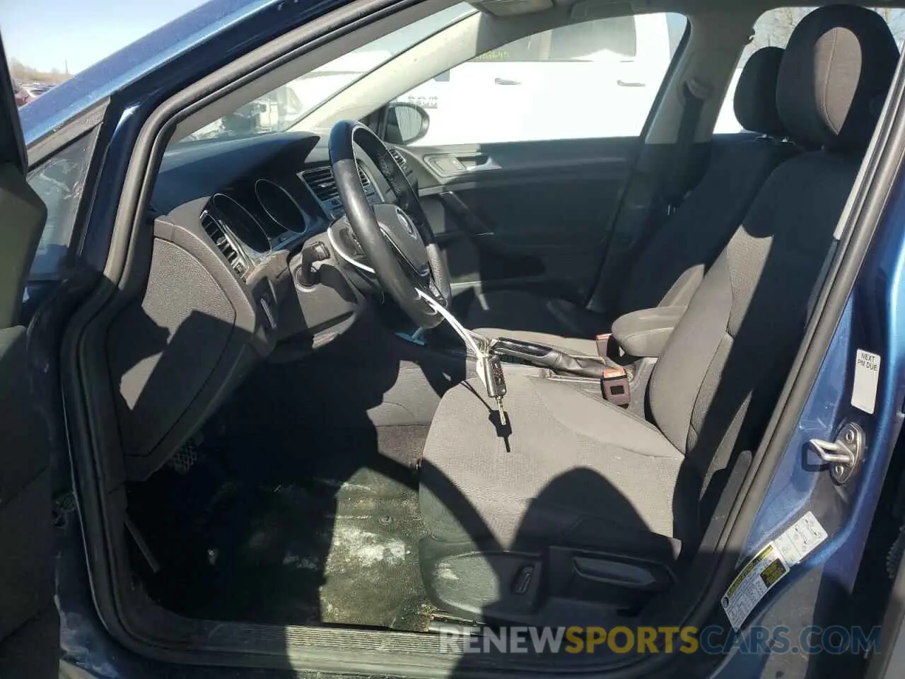 7 Photograph of a damaged car 3VWY57AU6KM512342 VOLKSWAGEN GOLF 2019