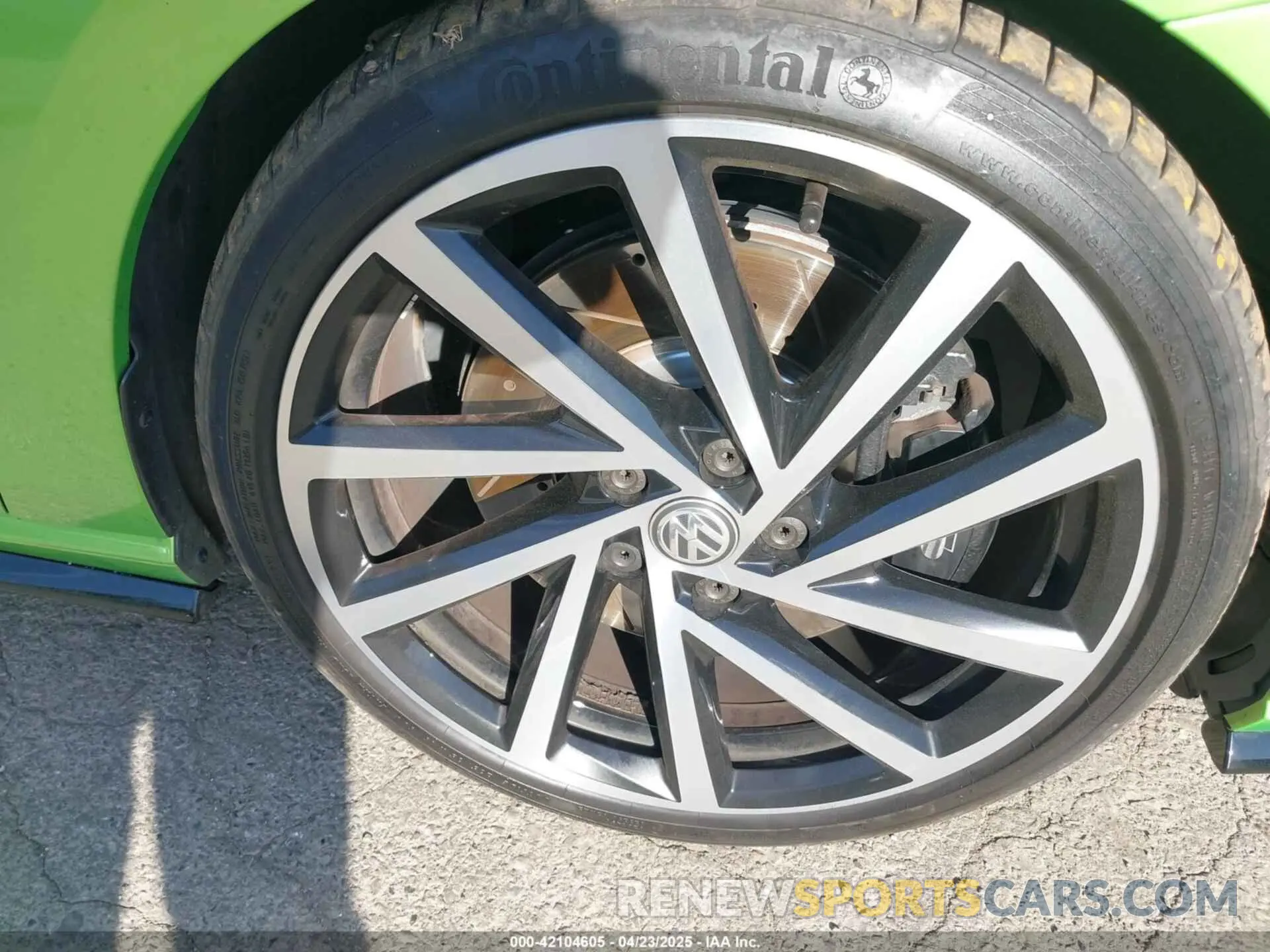 12 Photograph of a damaged car WVWGA7AU7KW118889 VOLKSWAGEN GOLF 2019