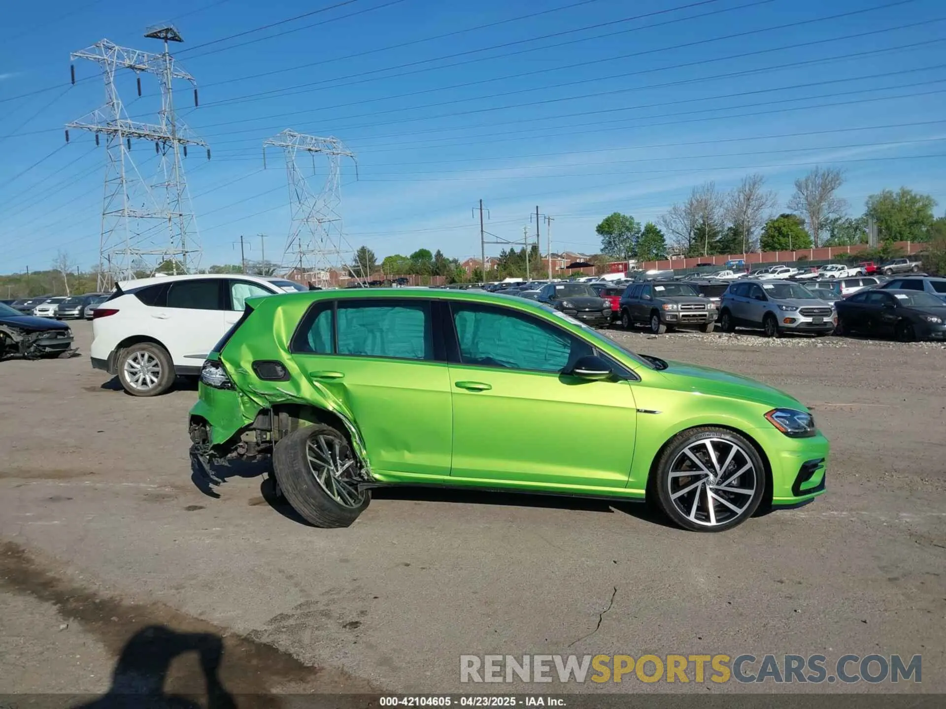 14 Photograph of a damaged car WVWGA7AU7KW118889 VOLKSWAGEN GOLF 2019