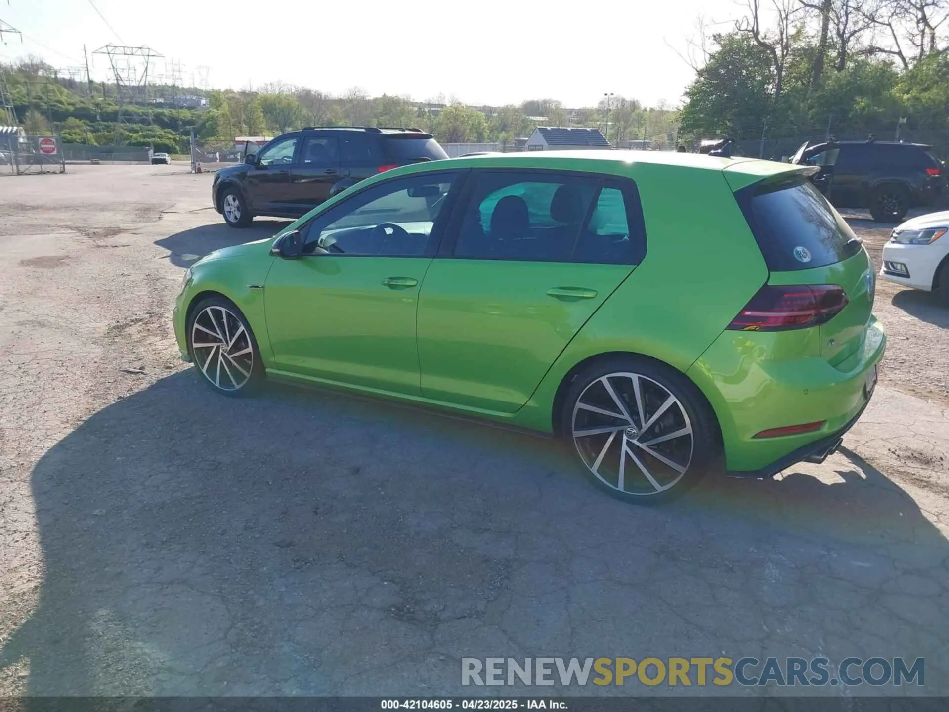 3 Photograph of a damaged car WVWGA7AU7KW118889 VOLKSWAGEN GOLF 2019