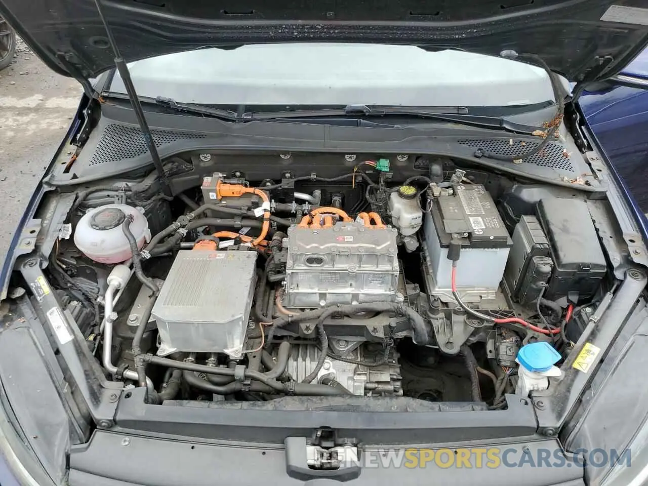 11 Photograph of a damaged car WVWKR7AU4KW911599 VOLKSWAGEN GOLF 2019