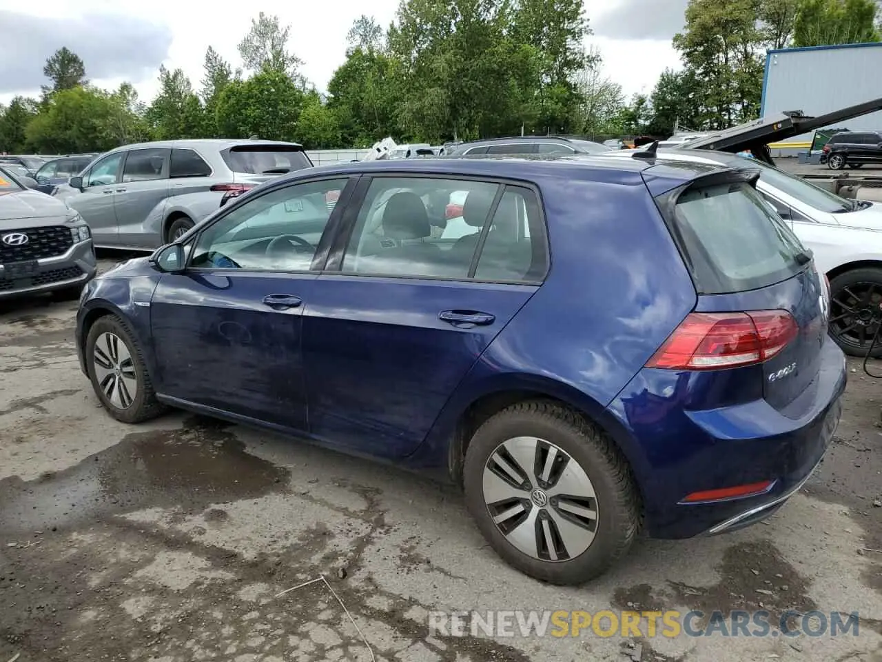2 Photograph of a damaged car WVWKR7AU4KW911599 VOLKSWAGEN GOLF 2019