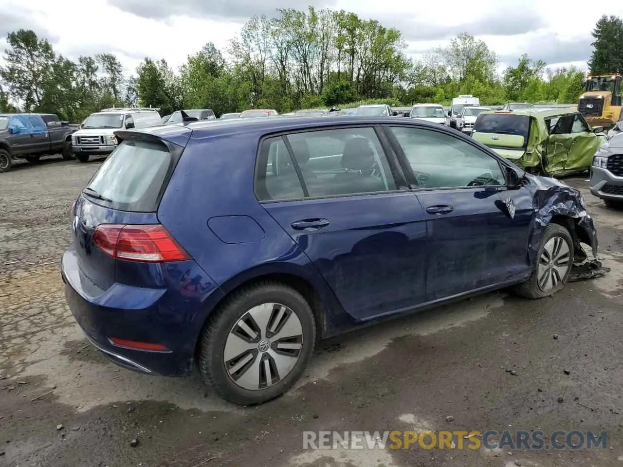 3 Photograph of a damaged car WVWKR7AU4KW911599 VOLKSWAGEN GOLF 2019