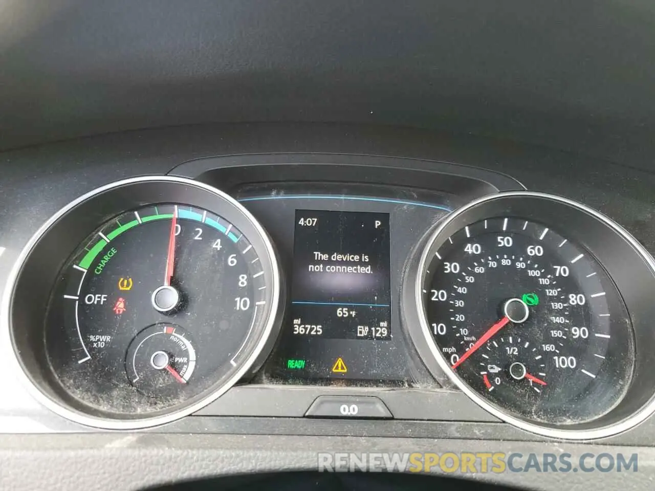 9 Photograph of a damaged car WVWKR7AU4KW911599 VOLKSWAGEN GOLF 2019