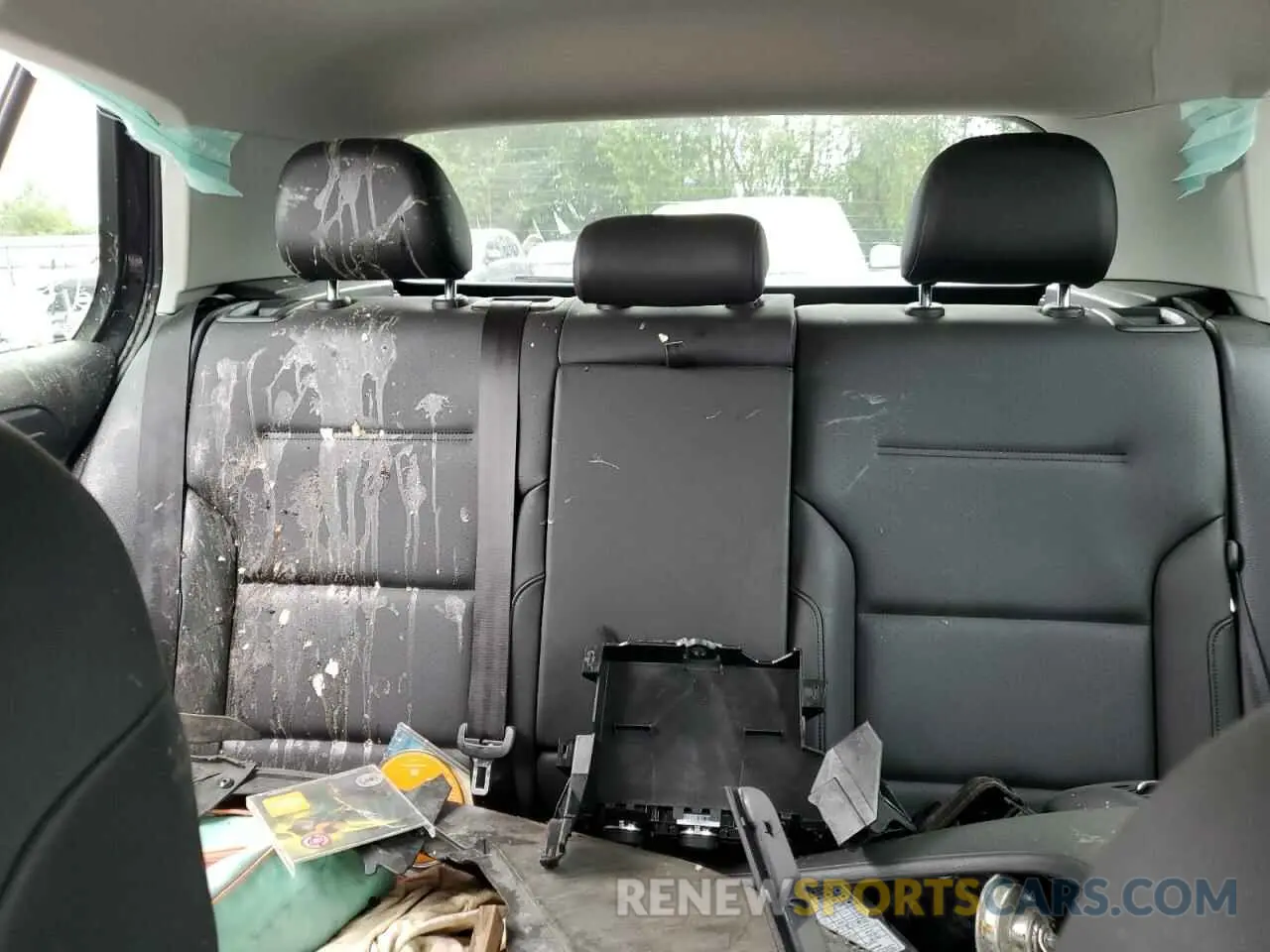 10 Photograph of a damaged car WVWPR7AU0KW913047 VOLKSWAGEN GOLF 2019