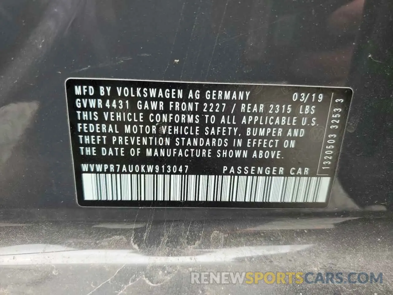 14 Photograph of a damaged car WVWPR7AU0KW913047 VOLKSWAGEN GOLF 2019