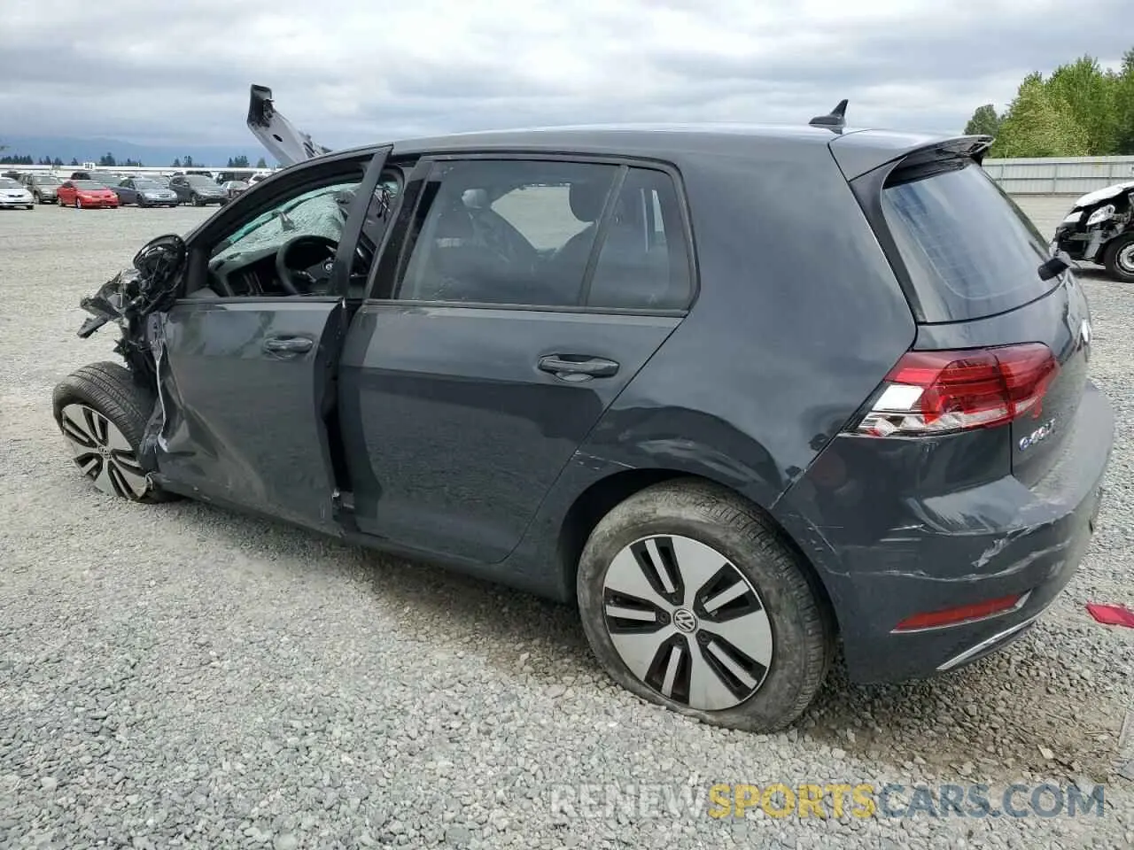 2 Photograph of a damaged car WVWPR7AU0KW913047 VOLKSWAGEN GOLF 2019