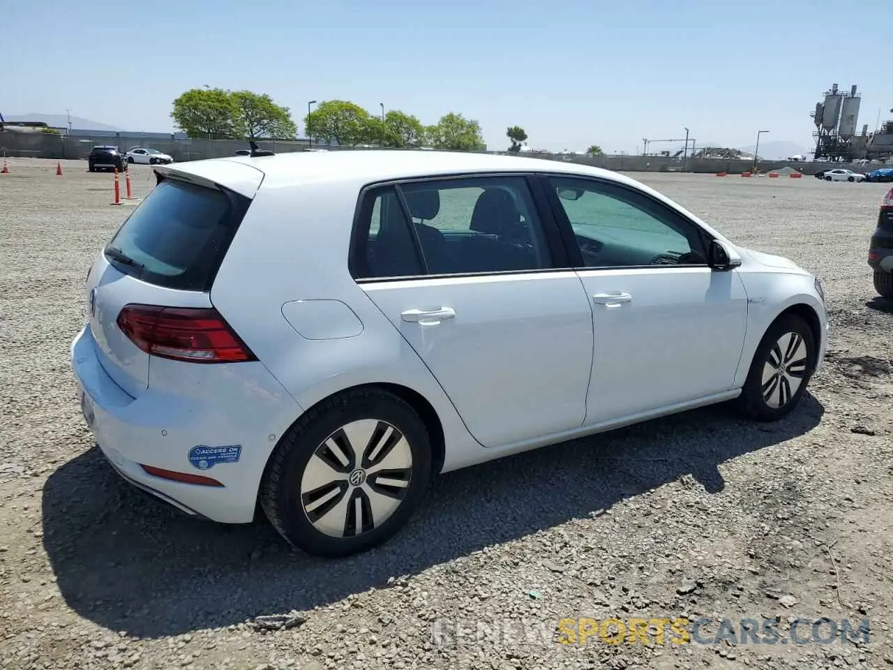 3 Photograph of a damaged car WVWPR7AU6KW909195 VOLKSWAGEN GOLF 2019