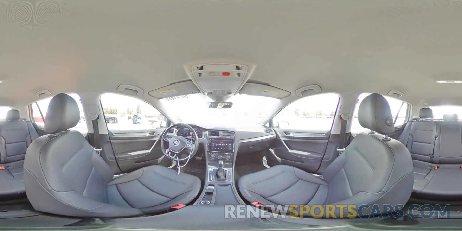 15 Photograph of a damaged car WVWPR7AU6KW913862 VOLKSWAGEN GOLF 2019