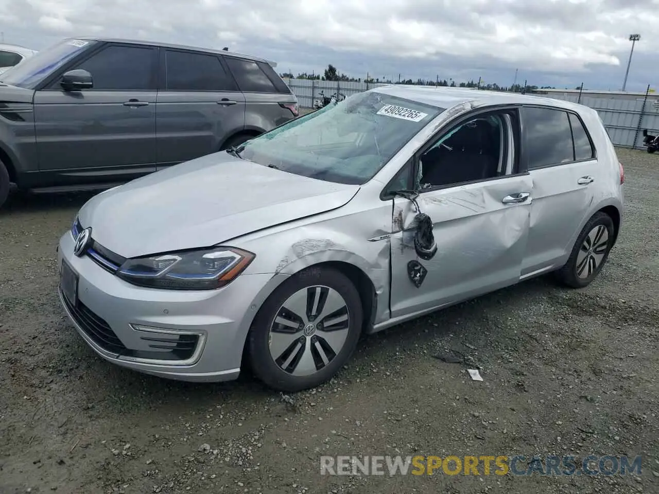 1 Photograph of a damaged car WVWPR7AU9KW910602 VOLKSWAGEN GOLF 2019