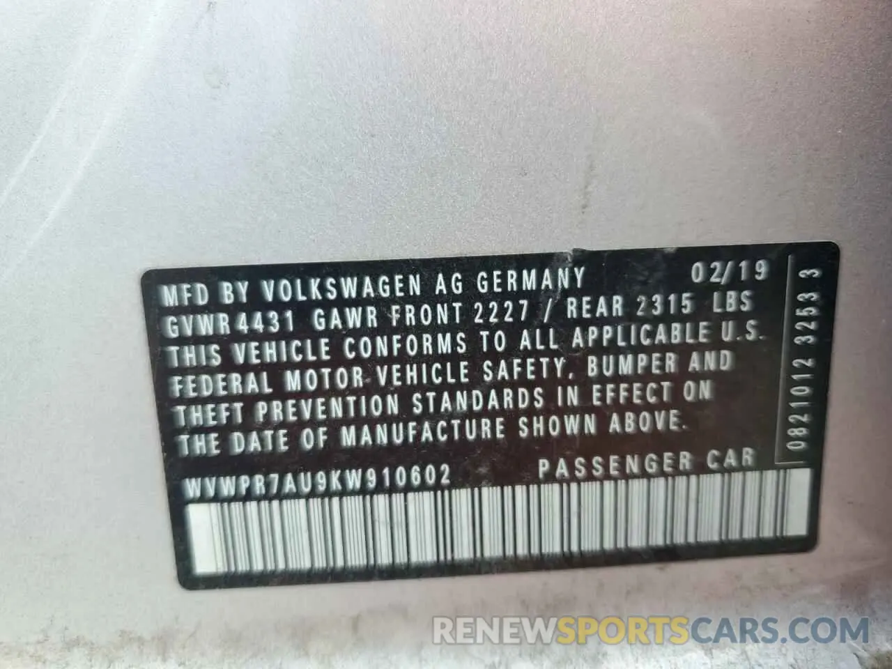 12 Photograph of a damaged car WVWPR7AU9KW910602 VOLKSWAGEN GOLF 2019