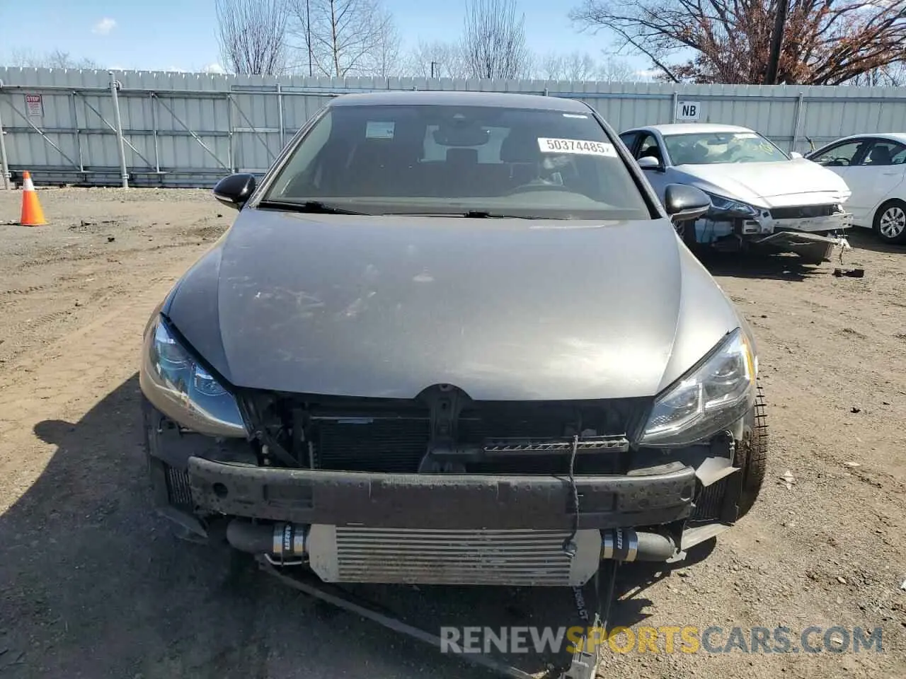 5 Photograph of a damaged car WVWVA7AU4KW158855 VOLKSWAGEN GOLF 2019