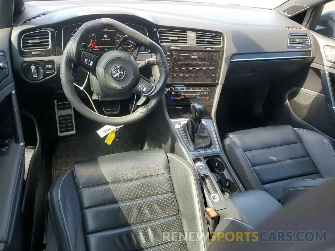 8 Photograph of a damaged car WVWVA7AU4KW158855 VOLKSWAGEN GOLF 2019