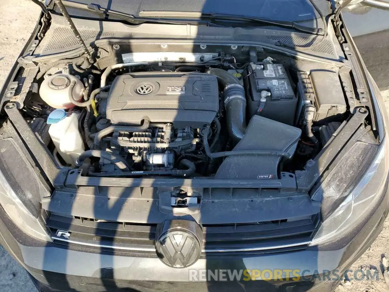 11 Photograph of a damaged car WVWVA7AU4KW228628 VOLKSWAGEN GOLF 2019
